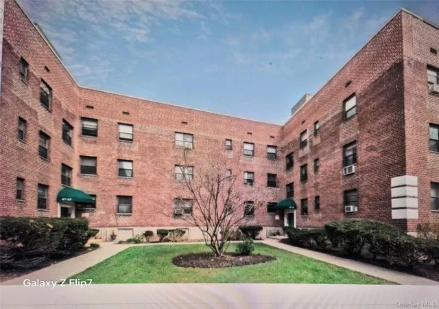 Homes for sale in New York, NY | 215 09 47th Ave #2C, New York, NY 11361 | MLS# 994247