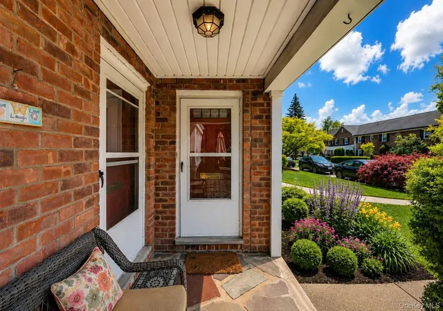 1st image of 45 Robins Crescent #45, New Rochelle, NY 10801 | MLS# 994248