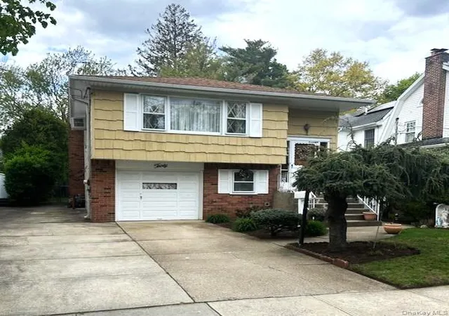 2nd image of 30 Malverne Ave, Malverne, NY 11565 | MLS# 994252