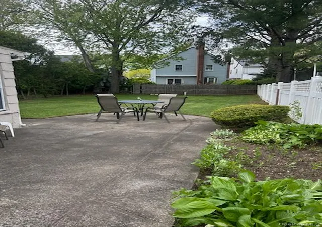 4th image of 30 Malverne Ave, Malverne, NY 11565 | MLS# 994252