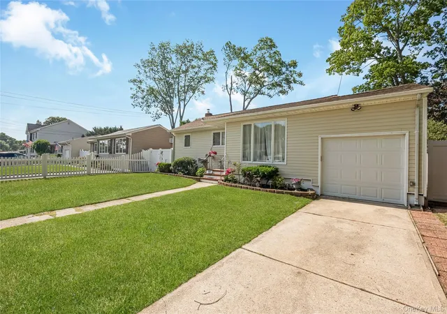 1st image of 787 Frankford Rd, West Babylon, NY 11704 | MLS# 994264