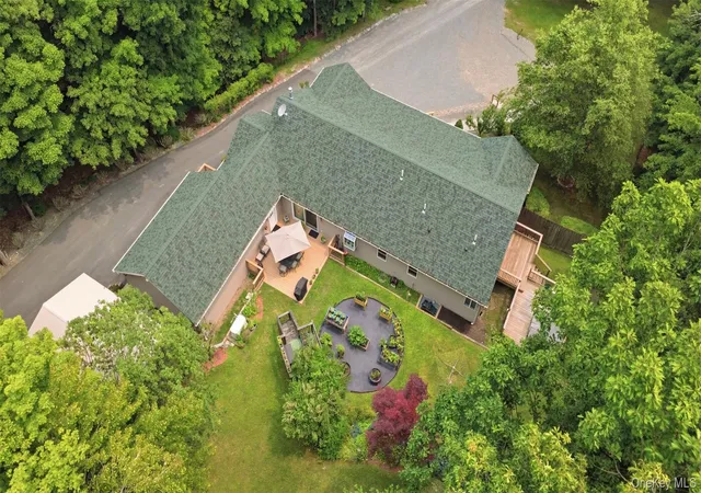 Photo 3 of Single family home for sale at 414 Red Hl Rd, Mamakating, NY 12769 | MLS# 994338 | Listing updated on 2026-09-01