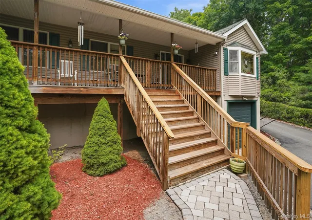 Photo 4 of Single family home for sale at 414 Red Hl Rd, Mamakating, NY 12769 | MLS# 994338 | Listing updated on 2026-09-01