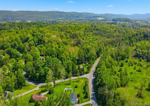 16th image of 213 Greenhaven Rd, Poughquag, NY 12570 | MLS# 994352
