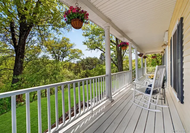 Photo 2 of Single family home for sale at 172 Westchester Ave, Buchanan, NY 10511 | MLS# 994355 | Listing updated on 2026-10-07