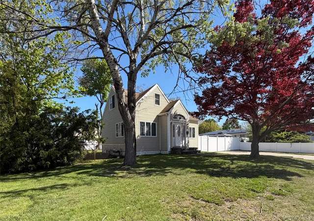Photo 3 of Sale Pending at 51 Weston Ave, Deer Park, NY 11729 | MLS# 994362 | Listing updated on 2026-08-19