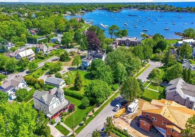 Photo 2 of Sale Pending at 6 Linden Ave, Larchmont, NY 10538 | MLS# 994397 | Listing updated on 2026-05-18
