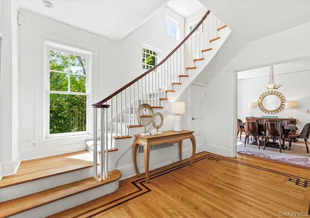 Photo 4 of Sale Pending at 6 Linden Ave, Larchmont, NY 10538 | MLS# 994397 | Listing updated on 2026-05-18