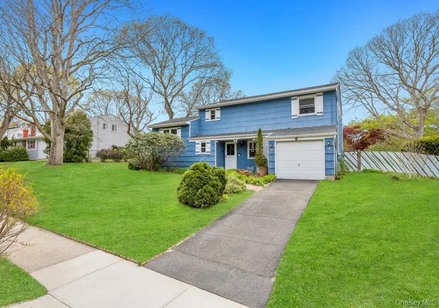 3rd image of 344 Boyle Rd, Selden, NY 11784 | MLS# 994437