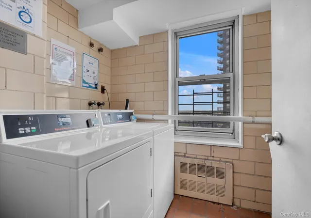 18th image of 125 10 Queens Boulevard #2009, New York, NY 11415 | MLS# 994498