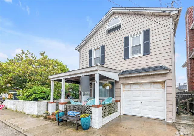 Photo 2 of Sale Pending at 32 Buffalo Ave, Hempstead, NY 11561 | MLS# 994514 | Listing updated on 2026-09-19