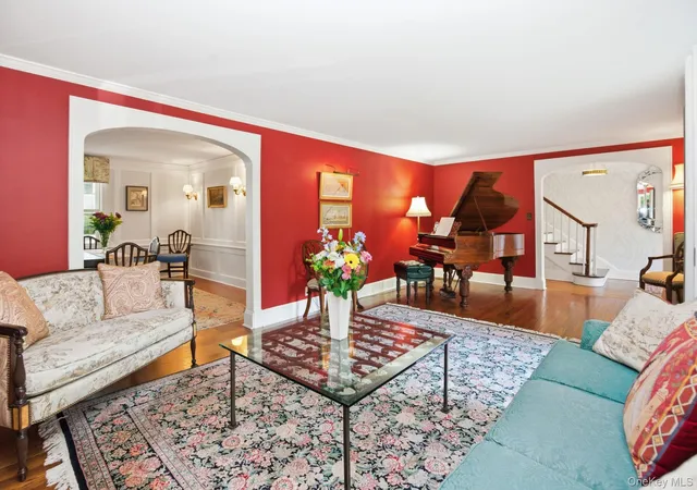 Homes for sale in Scarsdale, NY | 69 Tunstall Rd, Scarsdale, NY 10583 | MLS# 994527