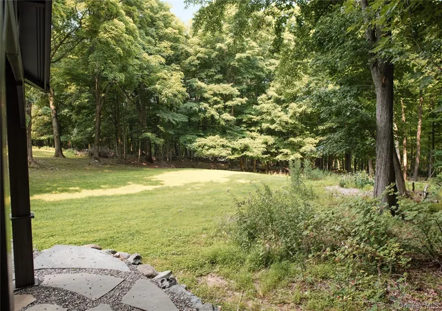 Photo 3 of Single family home for sale at 72 Old Quaker Hl Rd, Blooming Grove, NY 10950 | MLS# 994539 | Listing updated on 2026-08-31