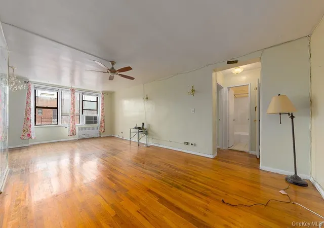 2nd image of 83 25 Vietor Ave #7-G, Elmhurst, NY 11373 | MLS# 994554