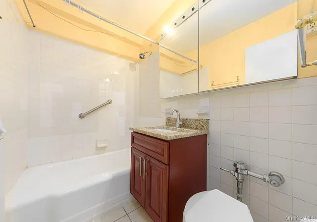 7th image of 83 25 Vietor Ave #7-G, Elmhurst, NY 11373 | MLS# 994554