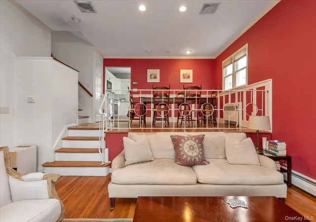 3rd image of 2542 Park Pl, Hempstead, NY 11710 | MLS# 994594