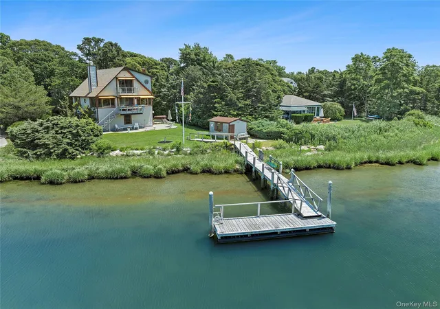 Homes for sale in Southampton, NY | 100 Crescent St, Southampton, NY 11963 | MLS# 994603