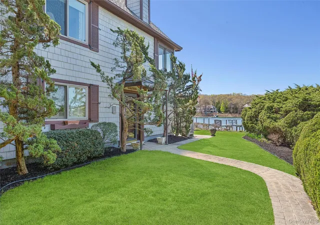 Homes for sale in Southampton, NY | 100 Crescent St, Southampton, NY 11963 | MLS# 994603