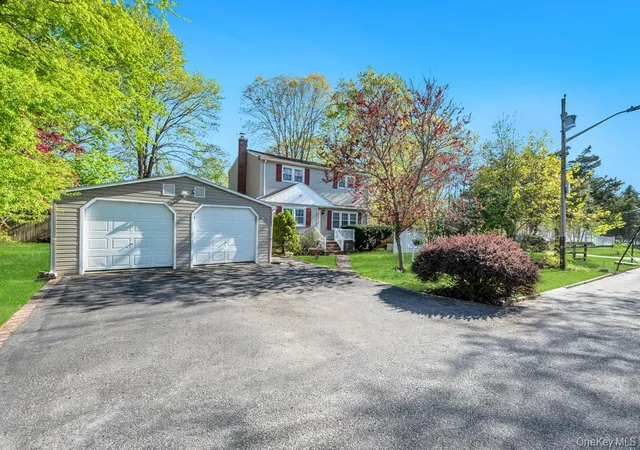 Photo 1 of Single family home for sale at 64 Spar Dr, Mastic Beach, NY 11951 | MLS# 994614 | Listing updated on 2026-09-25