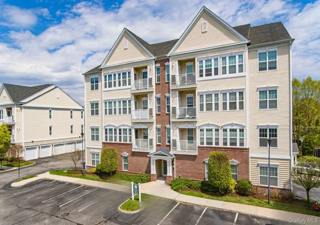 30th image of 2232 Finch Ln #2232, Islip, NY 11722 | MLS# 994621