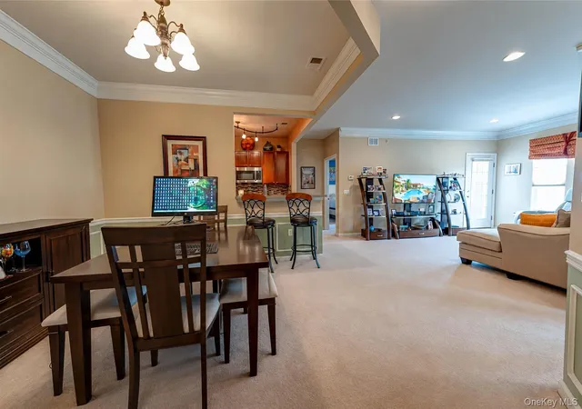5th image of 2232 Finch Ln, Islip, NY 11722