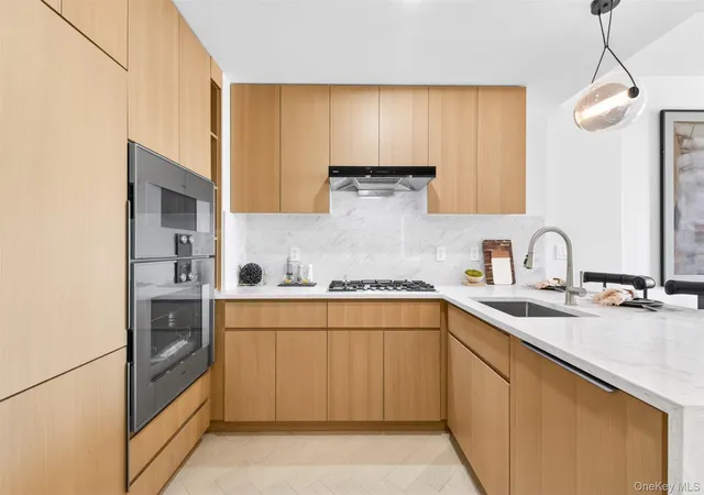 3rd image of 133-25 37Th Ave #9G, Flushing, NY 11354 | MLS# 994630