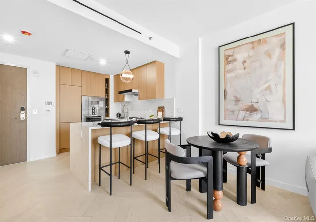 5th image of 133-25 37Th Ave #9G, Flushing, NY 11354 | MLS# 994630