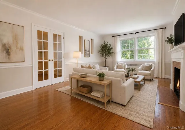 1st image of 11 Sentry Pl, Scarsdale, NY 10522