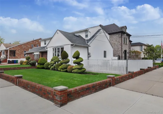 Photo 3 of Sale Pending at 86 17 157th Avenue, Howard Beach, NY 11414 | MLS# 994664 | Listing updated on 2026-07-19