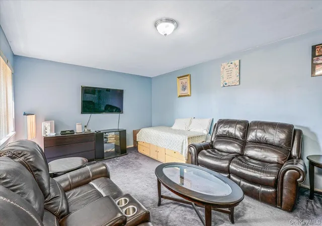 2nd image of 144-55 Melbourne Ave #2E, Flushing, NY 11367 | MLS# 994668