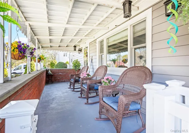 3rd image of 1080 Bay Shore Ave, Bay Shore, NY 11706 | MLS# 994682