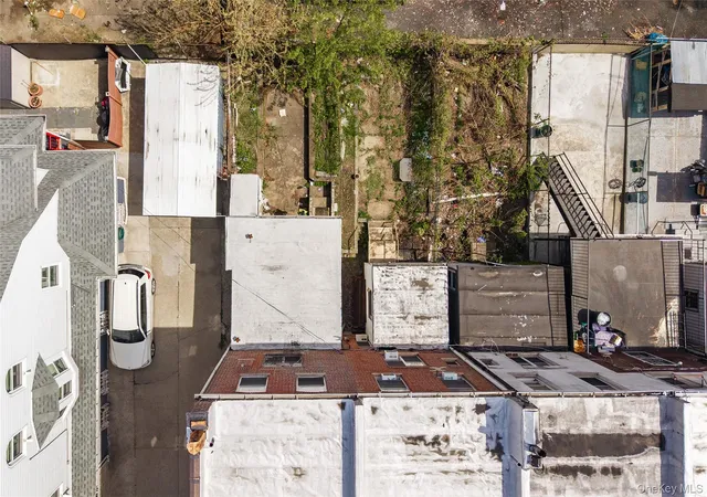 4th image of 2412 Grand Ave, Bronx, NY 10468 | MLS# 994683