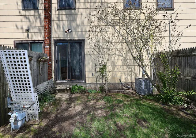 23rd image of 2410 Farmers Ave #16, Hempstead, NY 11710 | MLS# 994727