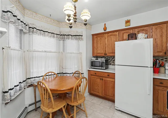 4th image of 2410 Farmers Ave, Hempstead, NY 11710