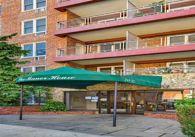 2nd image of 241 20 Northern Blvd #4P, Little Neck, NY 11362 | MLS# 994734