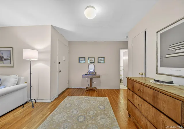 Photo 4 of Sale Pending at 241-20 Northern Blvd #4P, Little Neck, NY 11362 | MLS# 994734 | Listing updated on 2026-05-19
