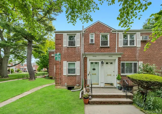 1st image of 261 10 Langston Ave #G99E, Glen Oaks, NY 11004 | MLS# 994749