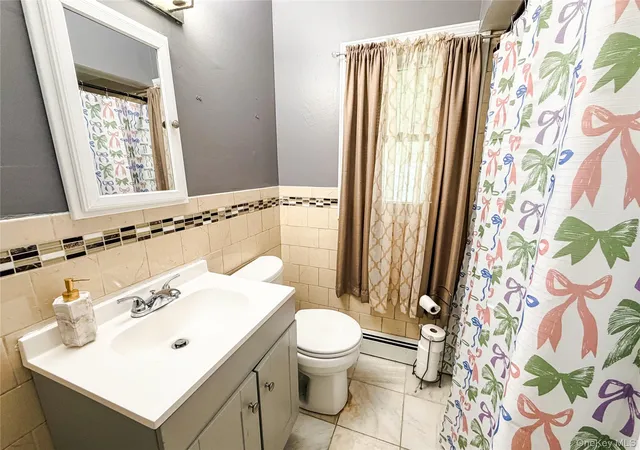 25th image of 7 Oak St, Brentwood, NY 11717 | MLS# 994770