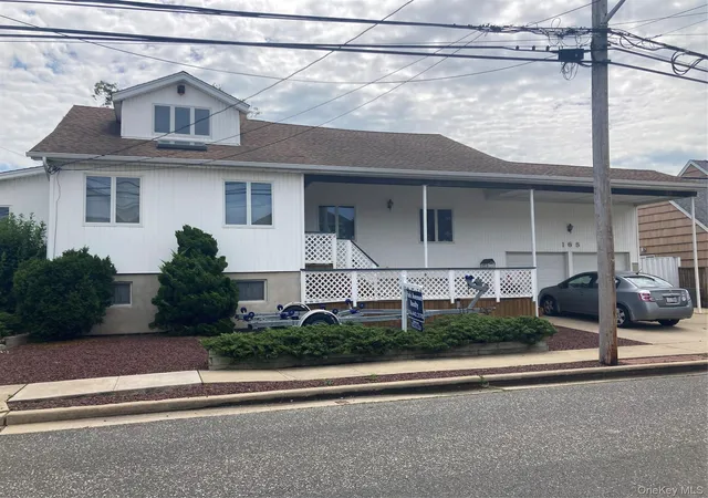 Photo 1 of Single family home for sale at 165 Gordon Pl, Hempstead, NY 11520 | MLS# 994782 | Listing updated on 2026-09-05
