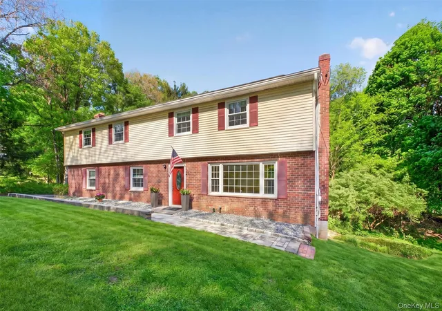 1st image of 14 Victor Ln, Poughkeepsie, NY 12601 | MLS# 994817