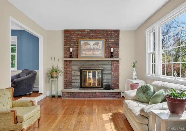 4th image of 14 Victor Ln, Poughkeepsie, NY 12601 | MLS# 994817