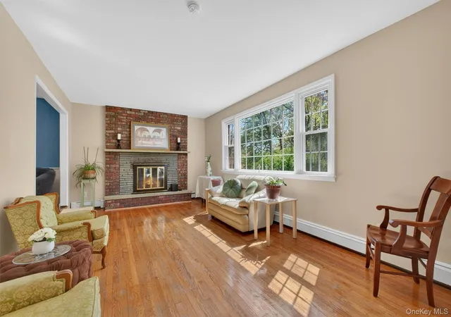 5th image of 14 Victor Ln, Poughkeepsie, NY 12601 | MLS# 994817