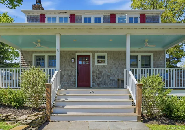 3rd image of 200 Grant St, Centerport, NY 11721 | MLS# 994850