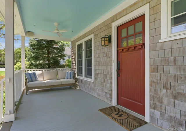 4th image of 200 Grant St, Centerport, NY 11721 | MLS# 994850