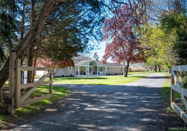 Photo 1 of Single family home for sale at 111 S Country Rd, Southampton, NY 11960 | MLS# 994875 | Listing updated on 2026-09-20