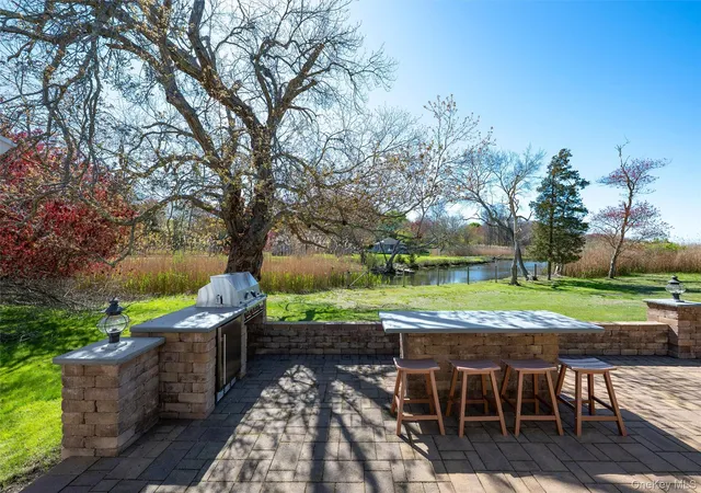 Photo 3 of Single family home for sale at 111 S Country Rd, Southampton, NY 11960 | MLS# 994875 | Listing updated on 2026-09-20