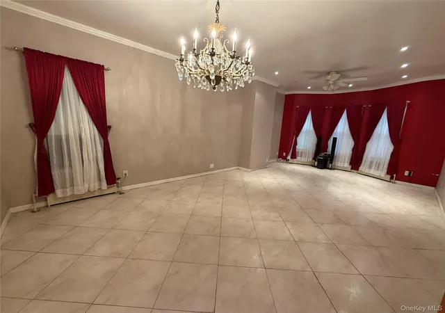 Listing Photo 5 - Condo for sale in building located at 1871 Matthews Ave, Bronx, NY 10462