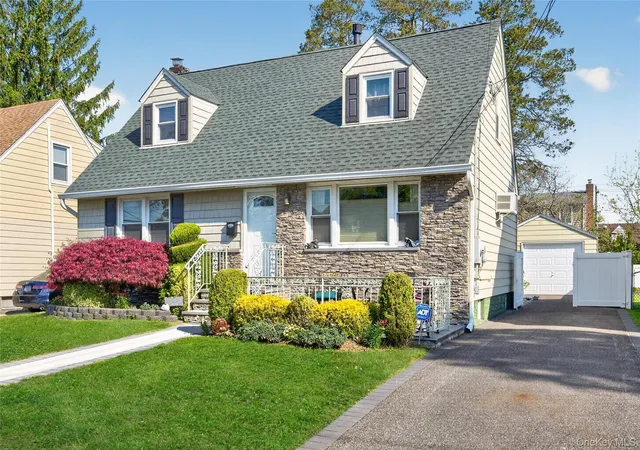 1st image of 31 Broadway, New Hyde Park, NY 11040 | MLS# 994953