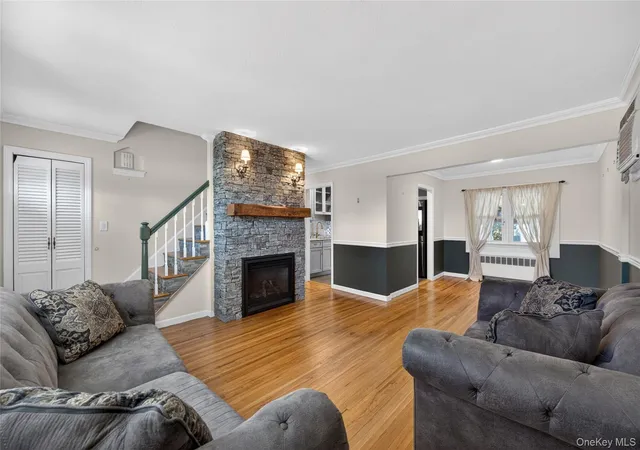 5th image of 31 Broadway, New Hyde Park, NY 11040 | MLS# 994953