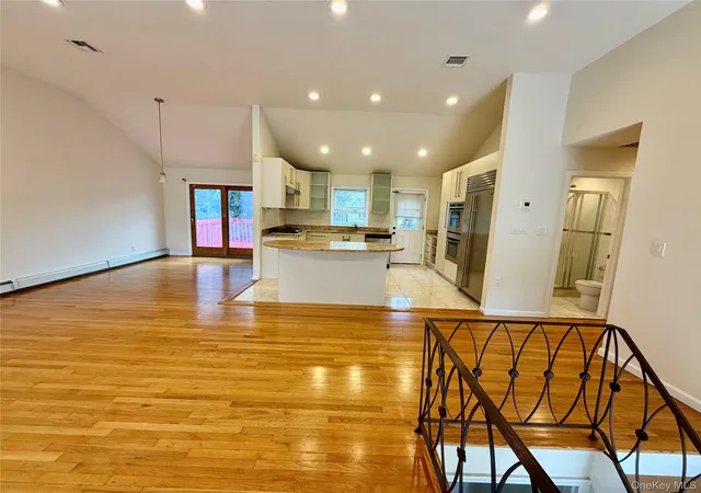 Photo 4 of Single family home for sale at 5 Elm St, North Hempstead, NY 11021 | MLS# 994967 | Listing updated on 2026-10-04